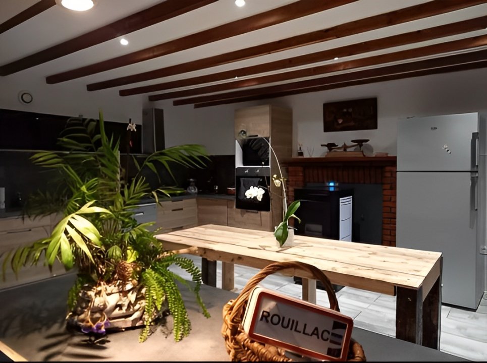 maison d'hotes repas table d'hotes à rouillac 22250 le bonheur est en bretagne chambres d'hotes gite de charme avec piscine et spa cuisine équipée à disposition